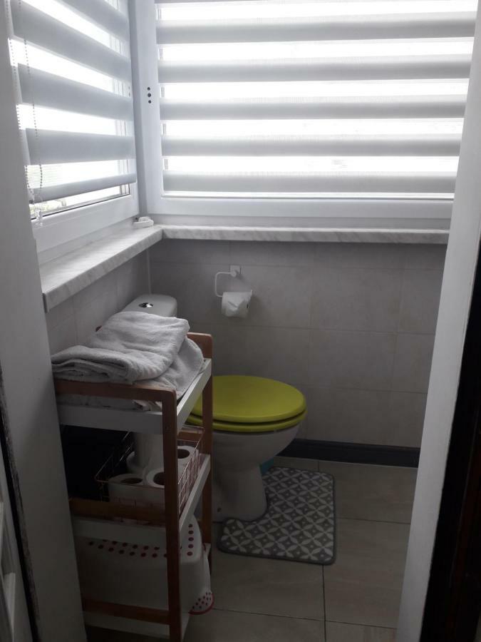 Vintage Double Bedroom Victoria 1 ดันเฟิร์มลิน ภายนอก รูปภาพ